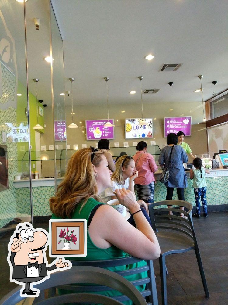 Yogurtland Cupertino In Cupertino Restaurant Menu And Reviews