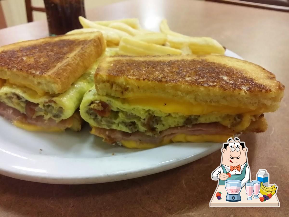 Denny's, 3900 28th Street Se, Kentwood, MI, Subs & Sandwiches