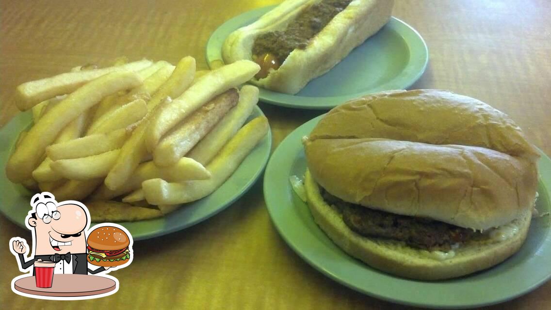 Gus's Hot Dog King, 10725 Jefferson Ave in Newport News Restaurant