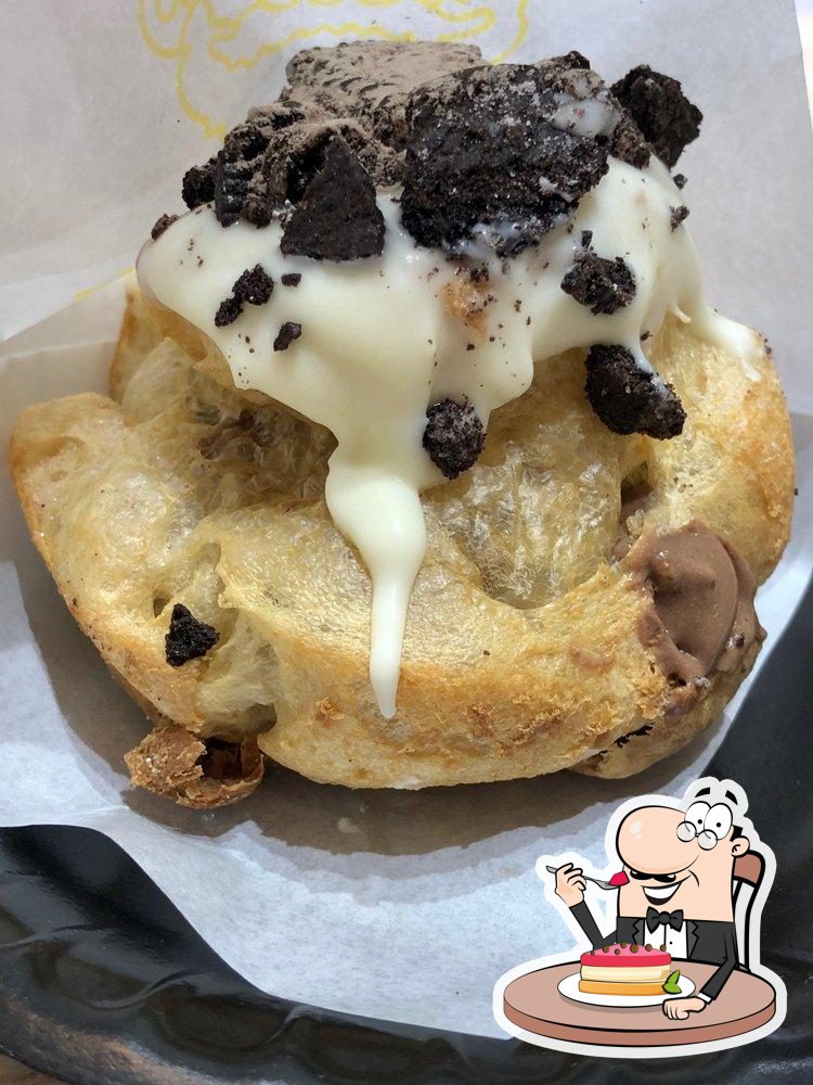 Beard Papa's Sandy Springs — Beard Papa's Cream Puffs