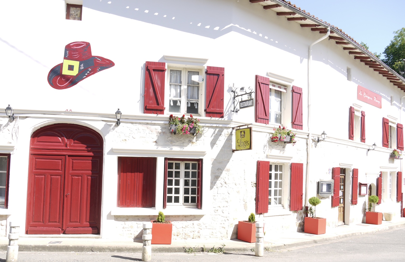 Restaurant Logis Le Chapeau Rouge