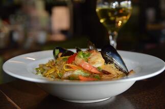 QUATRO ASIAN BISTRO