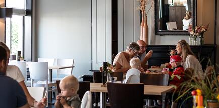 Laurel's Pannenkoeken Restaurant