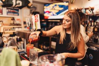The Roster Sports Club Bar & Grill