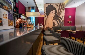 Cafe Cris bar&lounge