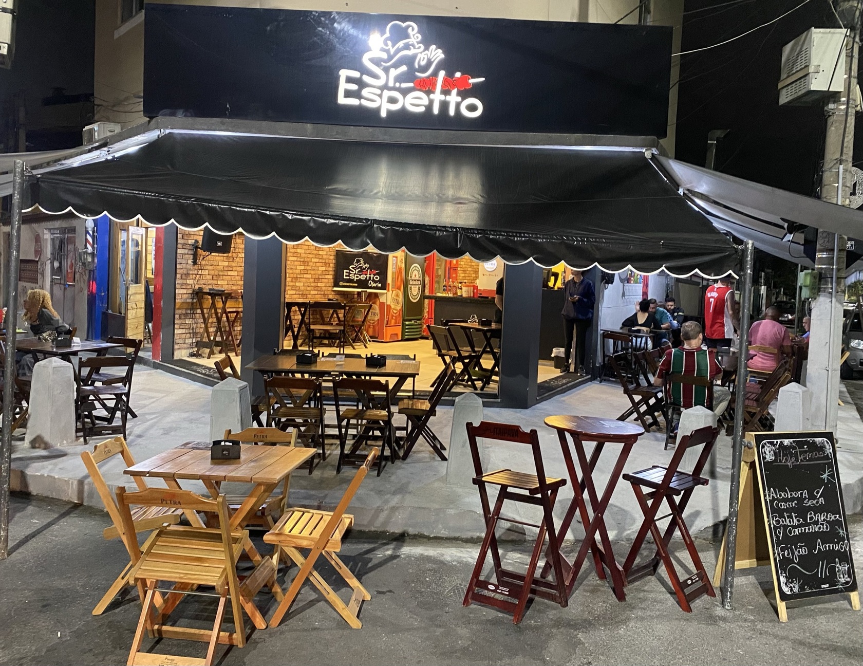 Resenha na Brasa Gastrobar