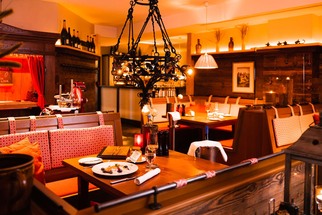 Restaurant "WEBERSTUBE"