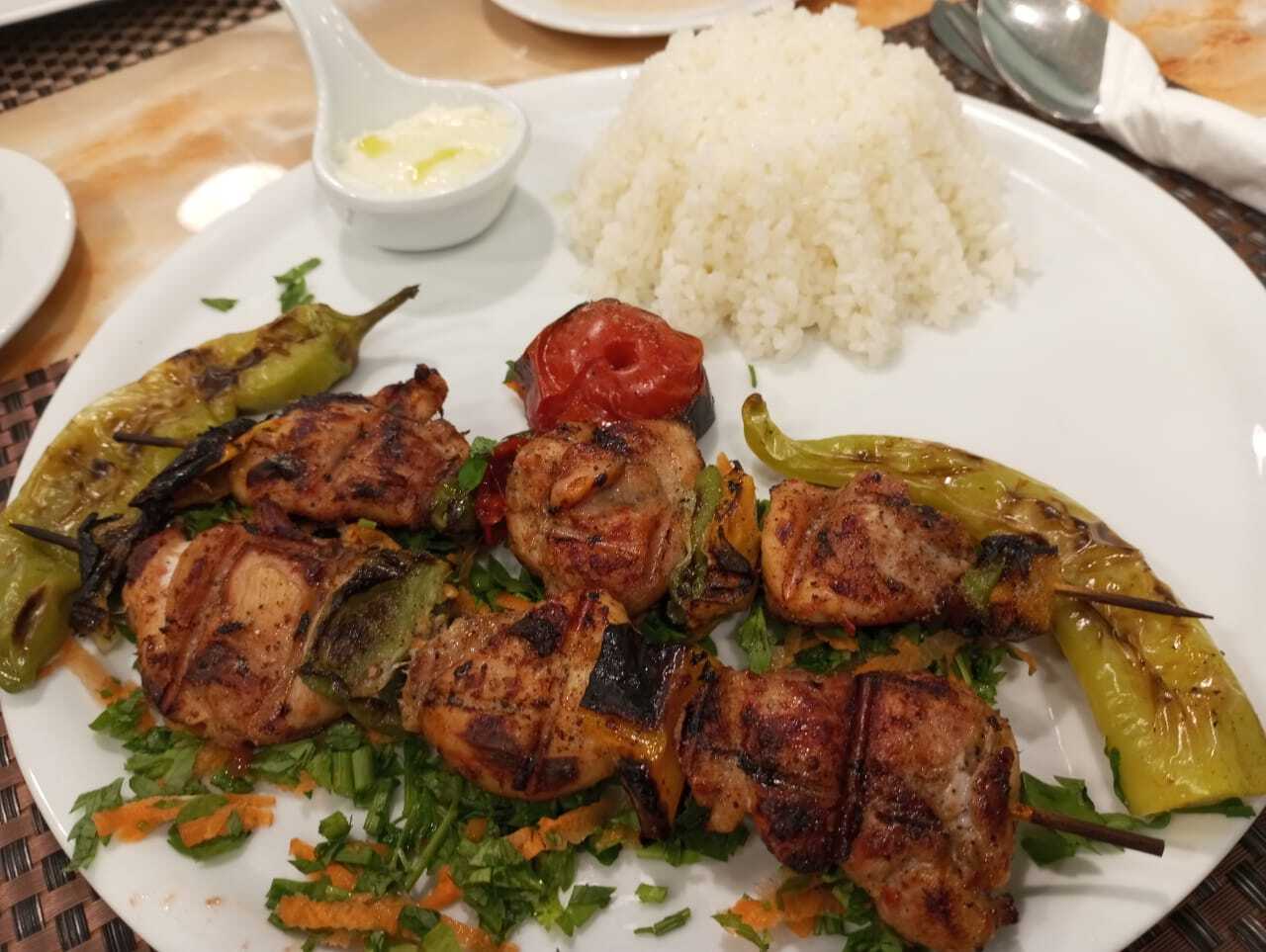 Royal Taste Restaurant الطعم الملكي