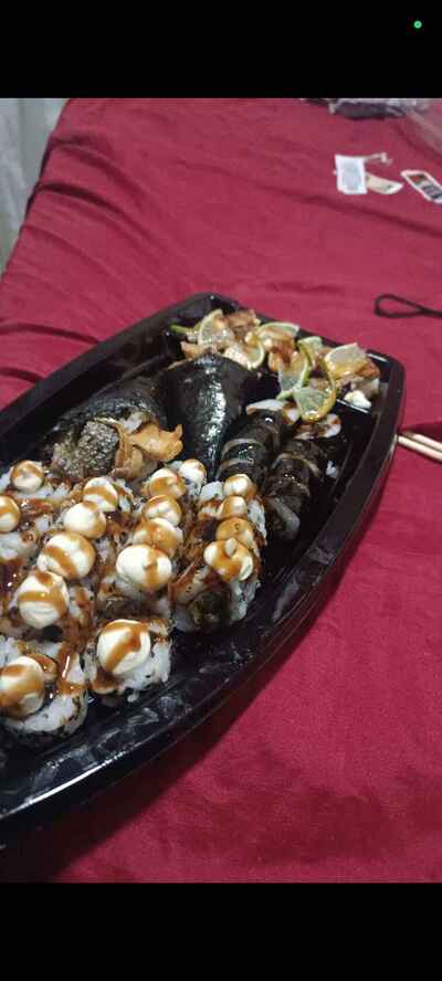 Kazokumaki Sushi House foto
