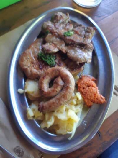 Goran Grill foto