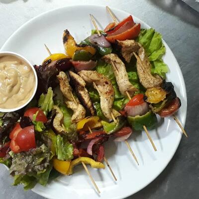 Tulips Bar and Restaurant