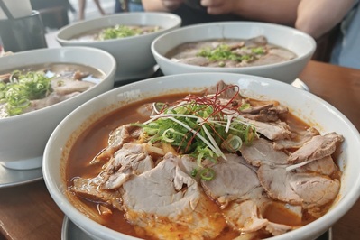 photo de Naniwa Noodles & Soups