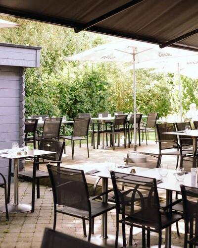 Au Relais