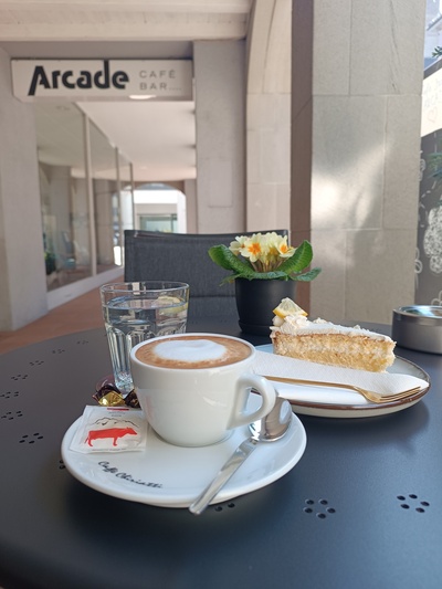 Café Bar Arcade foto