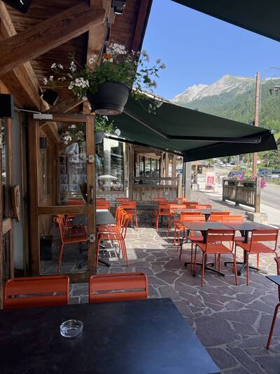 photo de L'outa Restaurant, Pizzeria Et Bar Alpin