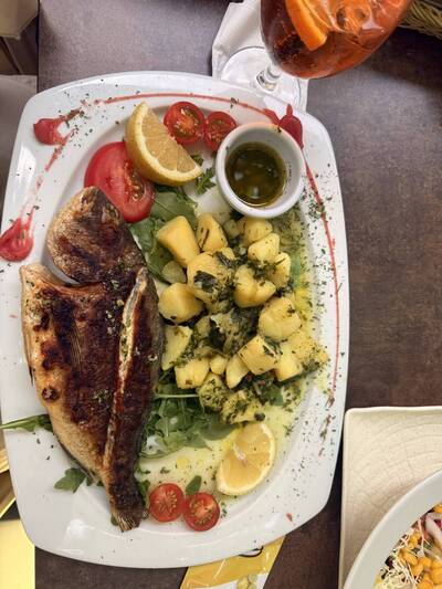 Restaurant Zlatna Vrata foto