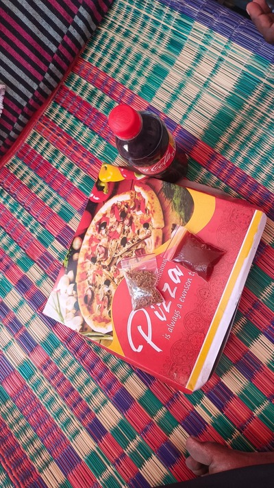YR pizza corner photo