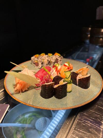 NAYAN Sushi Restaurant foto