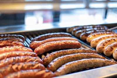 Sternen Grill + Sternen Grill Restaurant im oberen Stock. foto