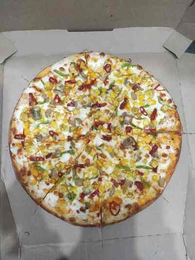 Pizza & burger zone photo