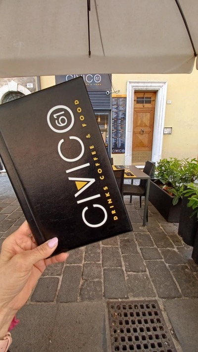 Civico 61 foto