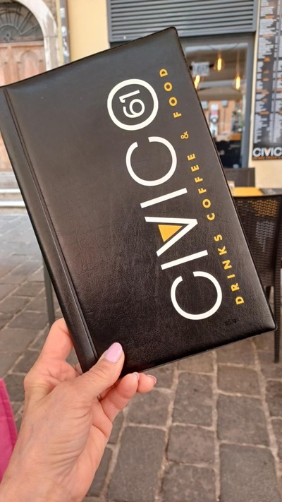 Civico 61 foto