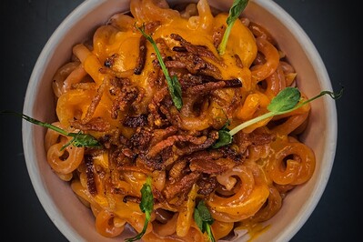 Bottega Portici - 2 Torri foto