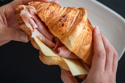 Bottega Portici - 2 Torri foto