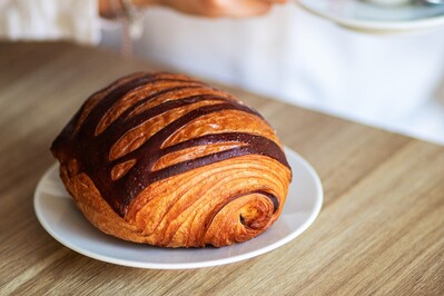 Bottega Portici - 2 Torri foto