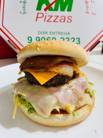 Km Lanches e pizzaria foto
