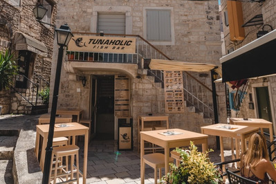 Tunaholic Fish Bar foto