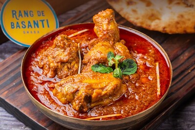 Rang De Basanti Dhaba & Bar, Diamond Plaza photo
