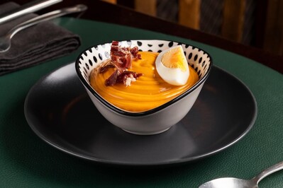 photo de LOLA - Spanisches Restaurant