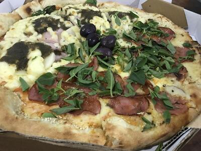 Artesanal Pizzas delivery foto