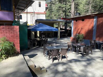 Pinewood cafe photo