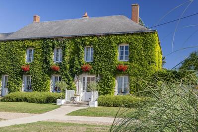 Le Fleuray Hotel et Restaurant