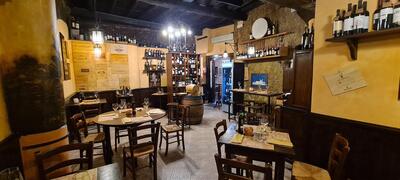 Enoteca taverna U.V.A club