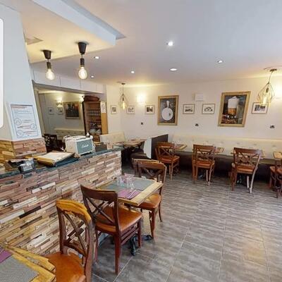 CHEZ CAMILLE