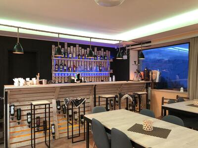 Snow Time Bar