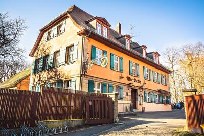 Alte Veste - Restaurant - Bergarten - Eventlocation