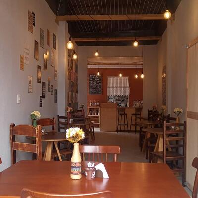 Nossa Esquina Café Bistro