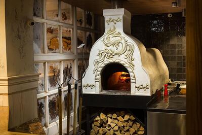 Tary-Bary Restaurant