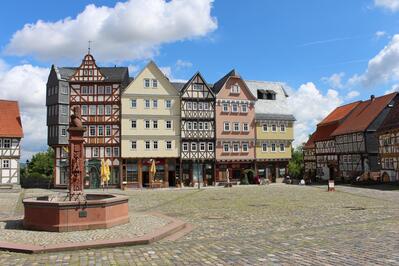 Marktplatz 11 (Landhotel Zum Hessenpark)