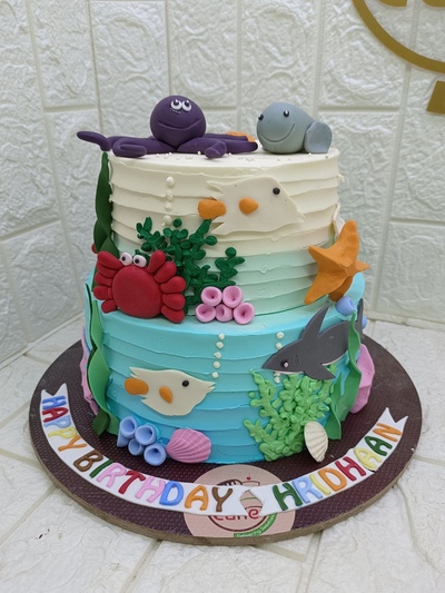 TAKE THE CAKE photo