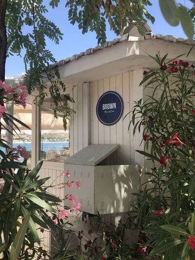 Beach Bar club Brown beach house foto