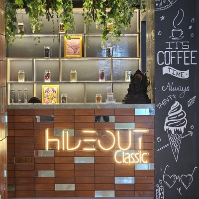 Hideout cafe