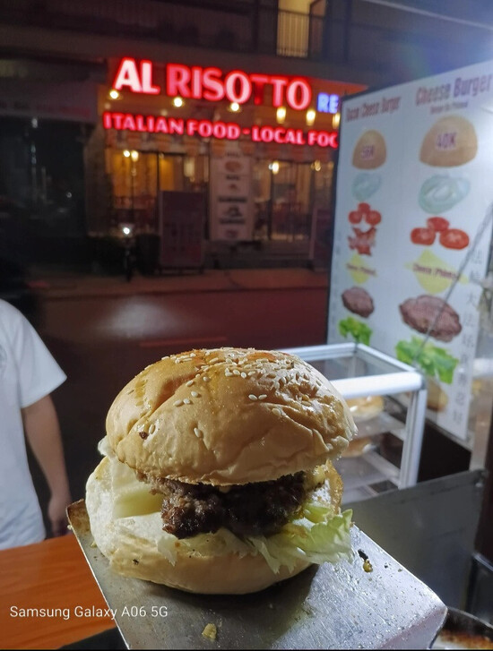 Lều Hamburgers - Burger Shack Hue, tp. Huế - Restaurant menu, prices ...