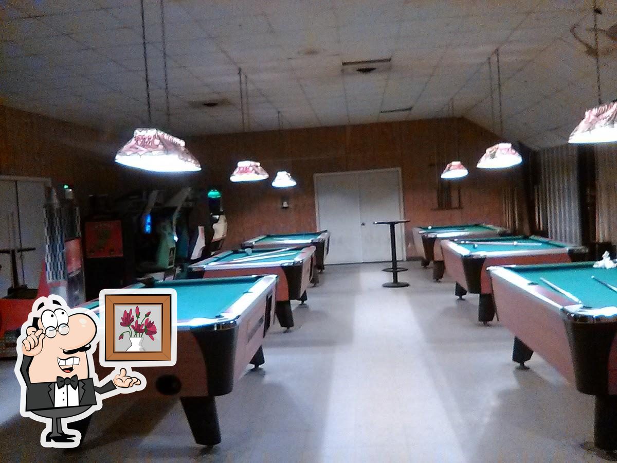 Traders Station Flea Market, 8750 NC41 in Lumberton Restaurant reviews