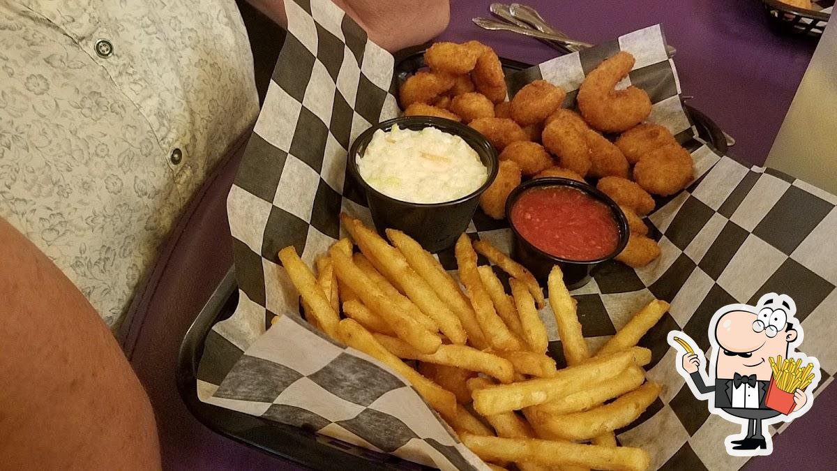 The Painted Lady Saloon in Manistee Restaurant reviews