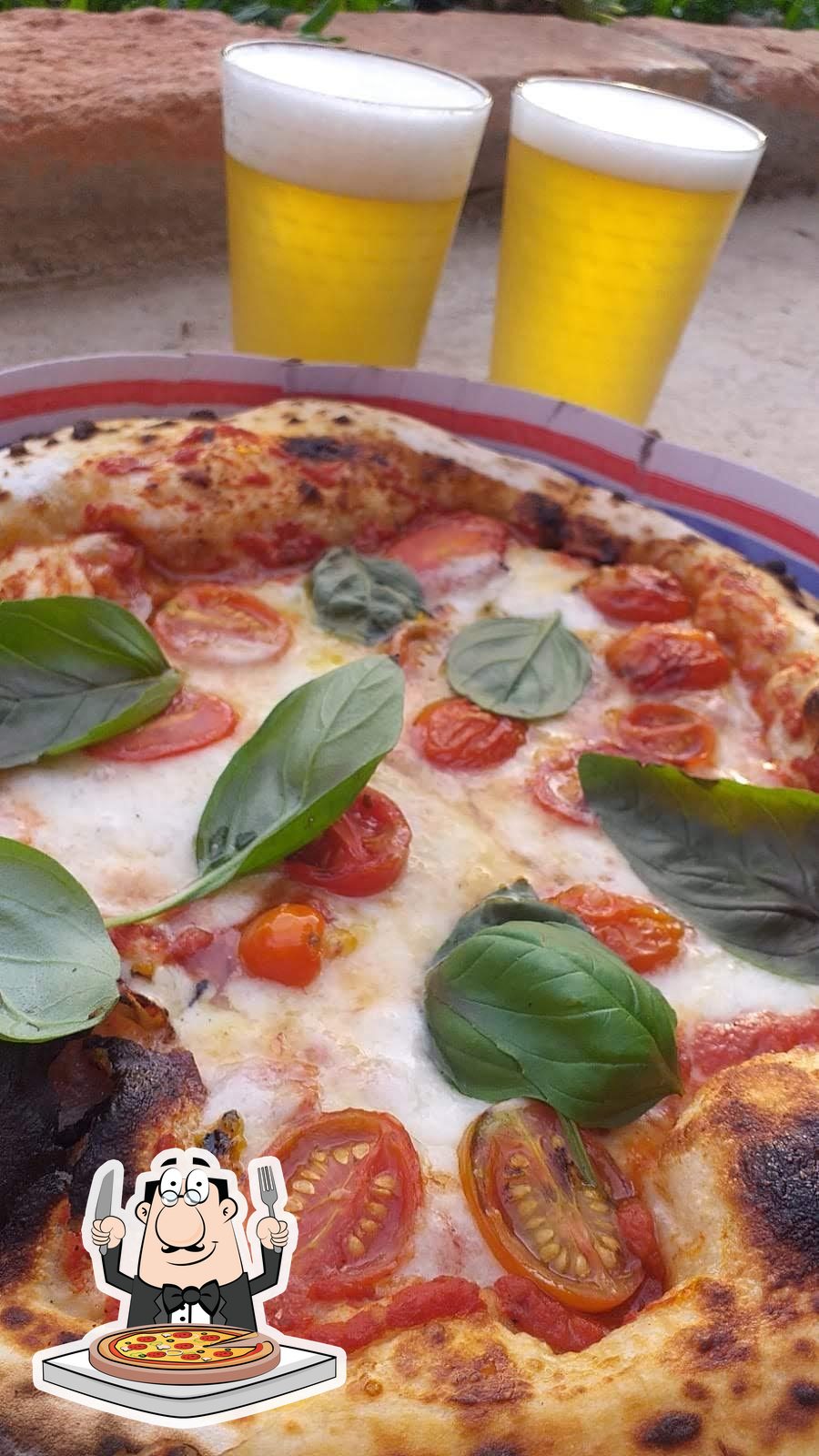 domingo no Forno da saudade com pizza boa, xeque mate e uma vista lind